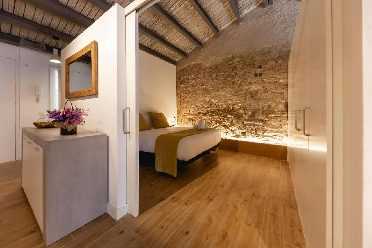 Bravissimo Placa Del Vi, Design Penthouse Girona