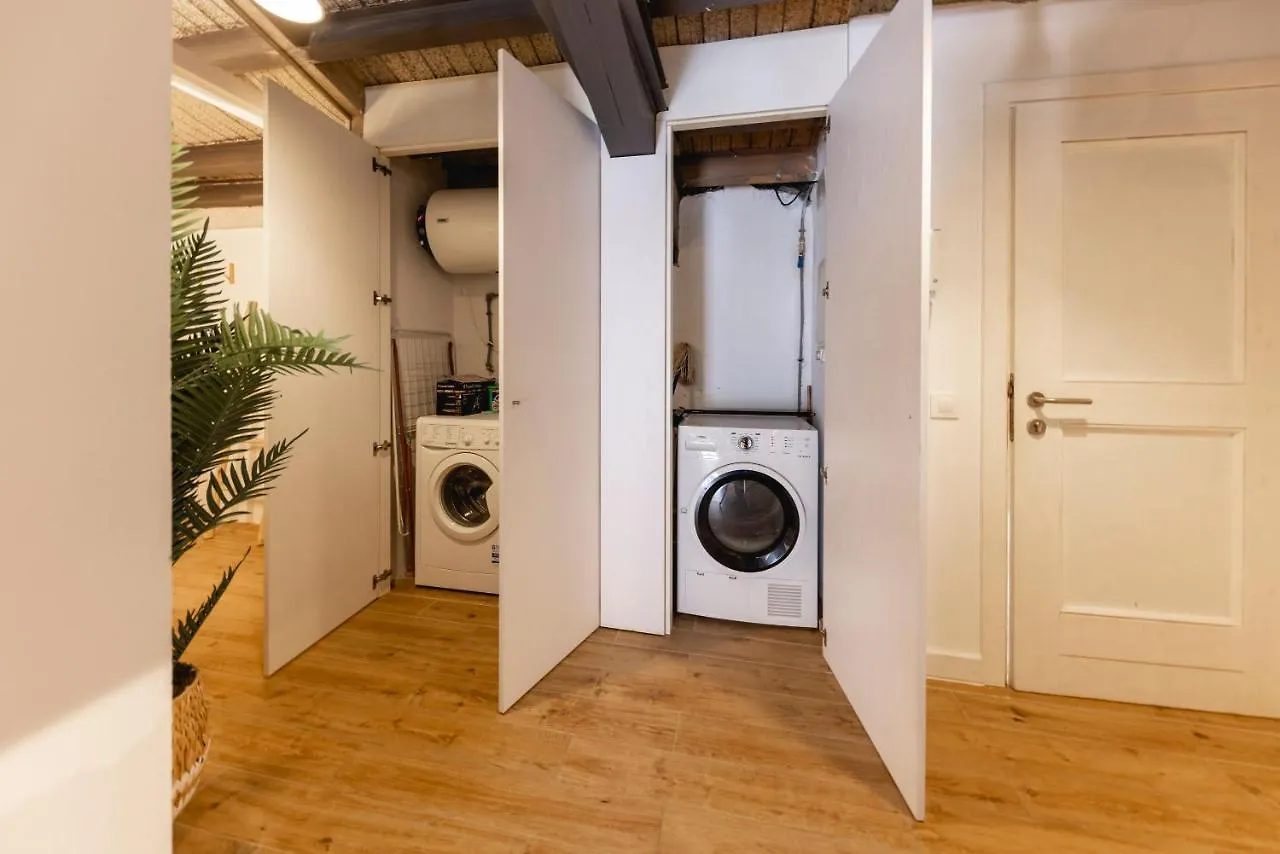 Bravissimo Placa Del Vi, Design Penthouse Girona Apartment